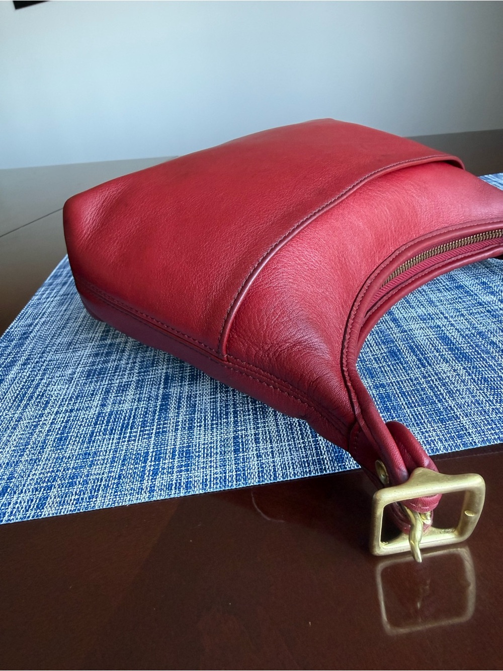 Red Vintage Coach 9136 Legacy Small Pocket Zip Leather Bag - Picture 9 of 16